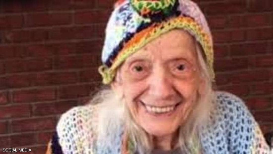أنجلينا فريدمان تبلغ من العمر 101 سنة